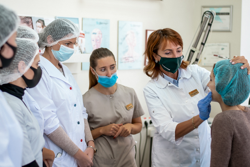 Біоревіталізація (глибоке зволоження шкіри, ліфтинг) 