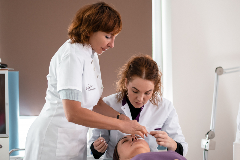 Ботулінотерапія (позбавлення від мімічних зморшок) 